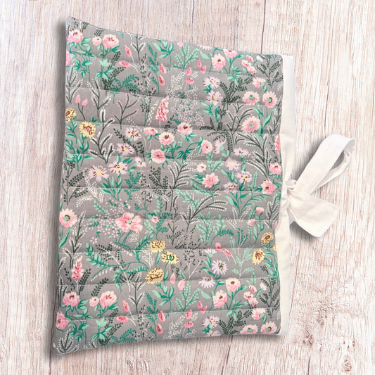 Handmade Gift Ideas for Book Lovers & Craft Enthusiasts